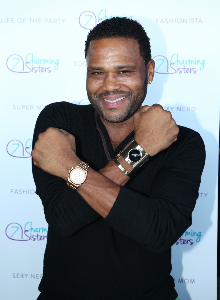 BEVERLY HILLS, CA - SEPTEMBER 17: Actor Anthony Anderson attends PILOT PEN & GBK's Pre-Emmy Luxury Lounge - Day 2 at L'Ermitage Beverly Hills Hotel on September 17, 2016 in Beverly Hills, California. (Photo by Maury Phillips/Getty Images for GBK Productions)