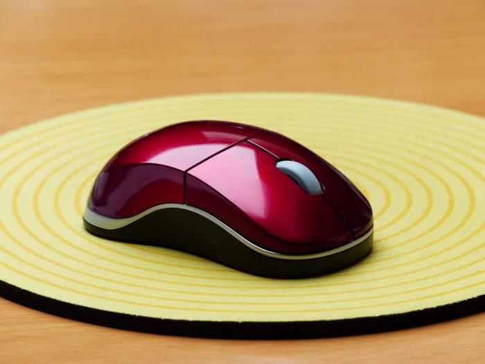 What Are the Advantages of Using a Mouse Pad?