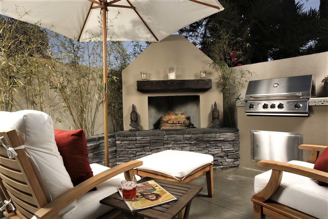 Top MustHave Outdoor Entertainment Centers for WorkAtHome