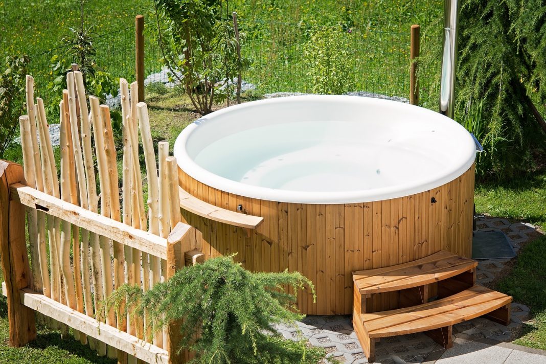How to Properly Refurbish and Revamp Your Hot Tub