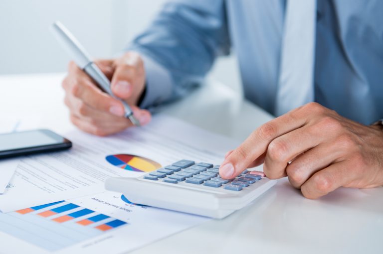 Hiring a Bookkeeper vs. Doing It Yourself