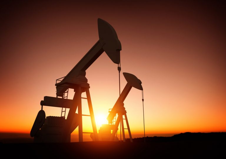 top-5-tips-for-getting-invested-in-trading-crude-oil