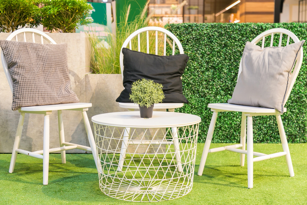 tables on artificial grass