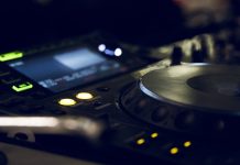 Disc Jockeys Now