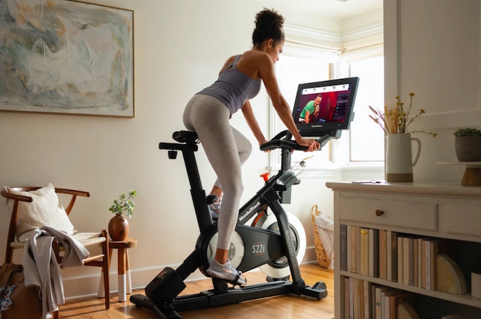 NordicTrack Commercial S22i Studio Cycle