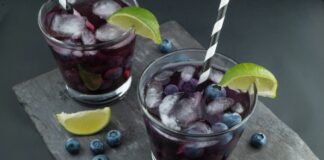 ice cubes in drink