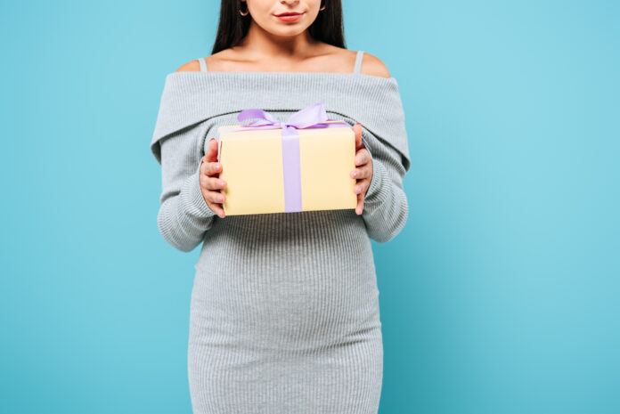 Holiday Gifts For Expectant Mompreneurs