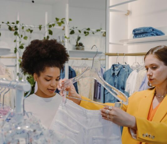 Comfortable Brick-and-Mortar Shopping Experience