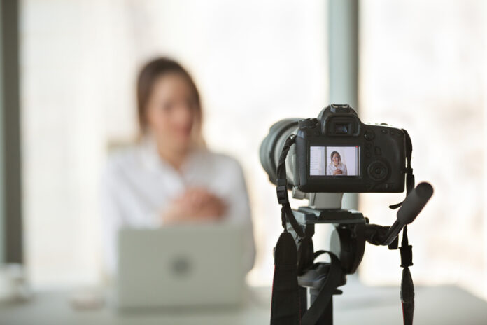dreamstime_s_122984297 Connect with Your Audiences with Short-Form Video
