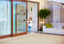 Kitchen Style with Decorative Glass Inserts