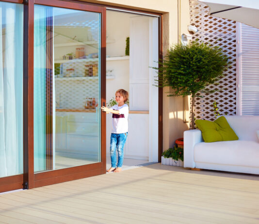 Kitchen Style with Decorative Glass Inserts