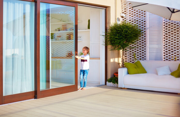 Kitchen Style with Decorative Glass Inserts