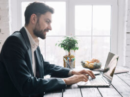 Smart tools to manage online profiles