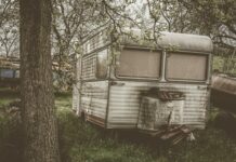 How Texans Turn Junk RVs