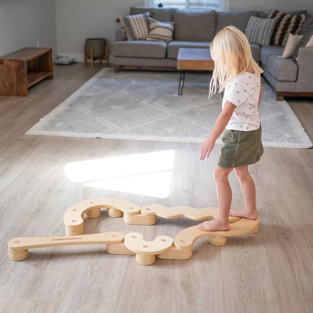 Poppyseed Play adventure beams - Guide for Kids