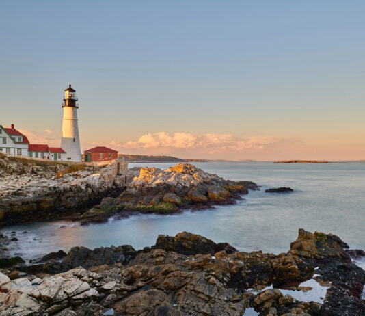 Guide to Relocating to Maine in 2025