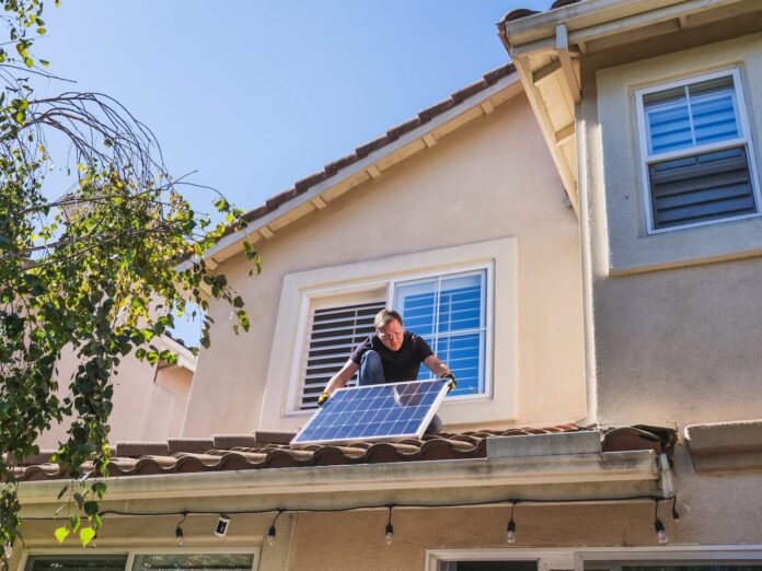 Money Can Solar Panels Save