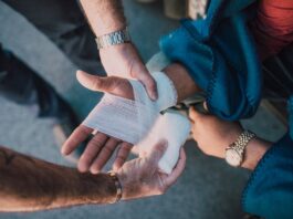 Call a Personal Injury Lawyer After an Accident