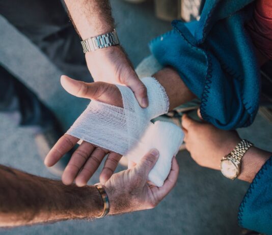 Call a Personal Injury Lawyer After an Accident