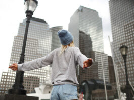 people should go visit New York