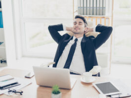 Online MBA in Marketing Fits Busy Life