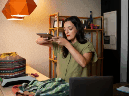 Side-Hustles-in-the- Digital Space