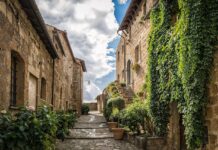 Mediterranean homes