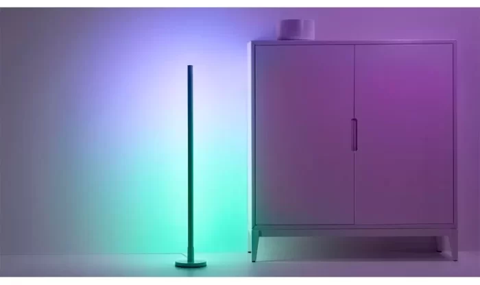 WiZ Pole Floor Light