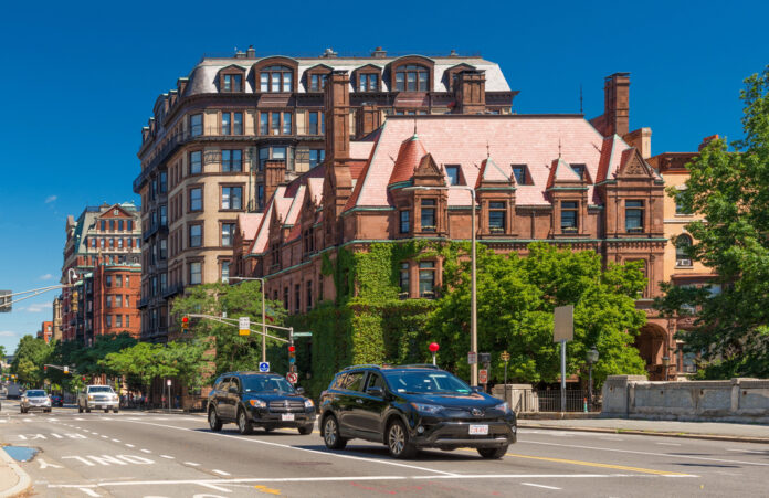 Depositphotos_157838024_S Running a Moving Company in Boston