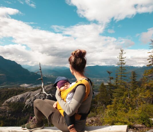 How Baby Carriers Enhance Travel Experiences