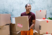 DIY Moving vs Hiring Movers: Cost Breakdown DIY Moving vs Hiring Movers