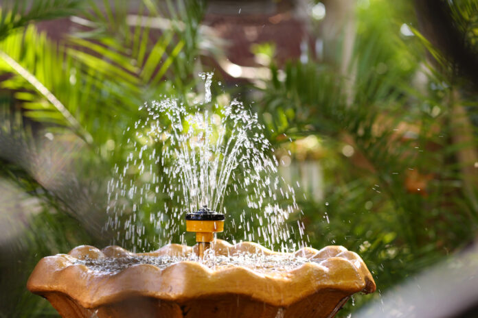 Depositphotos_53954259_S Guide to Water Features for Home Décor