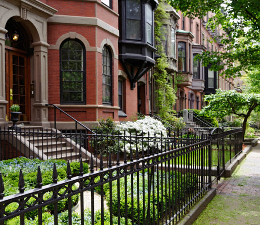 Short-Distance Moves in Boston Still Demand