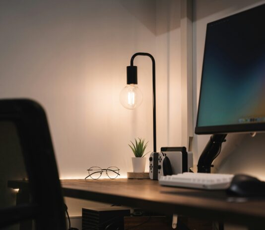 Winter-Energy Saving Tips for Remote Workers