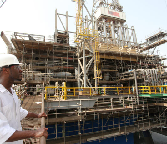 UAE Builders Minimize Permit Delay