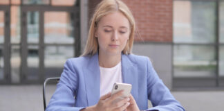 Apple Wallet Business Cards: Streamlining Professional Networking in the Digital Age Apple Wallet Business Cards