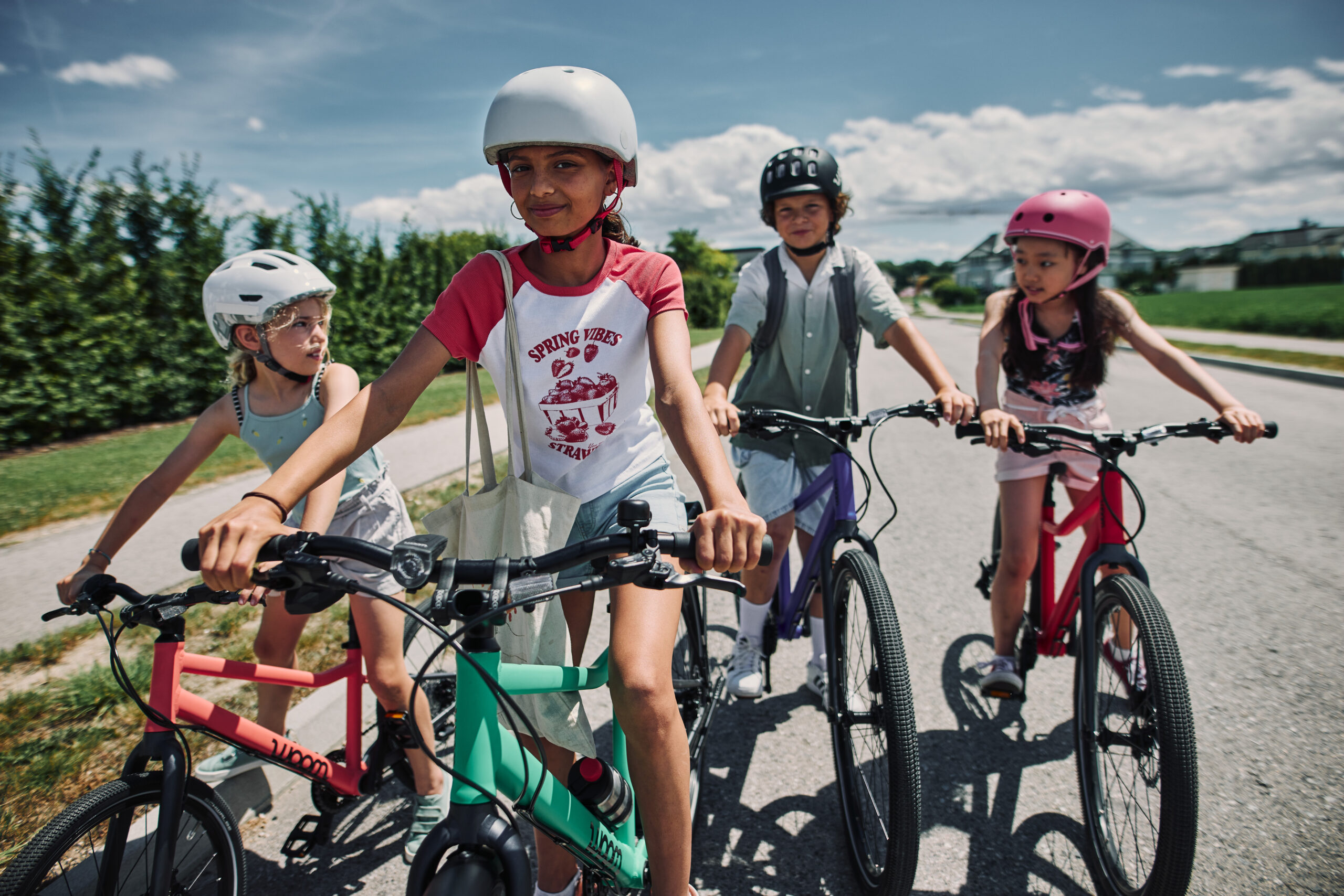 woom Bikes, parents teach kids