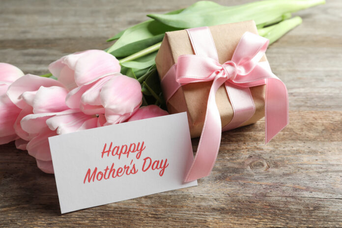 dreamstime_s_114659858 presents for mompreneurs