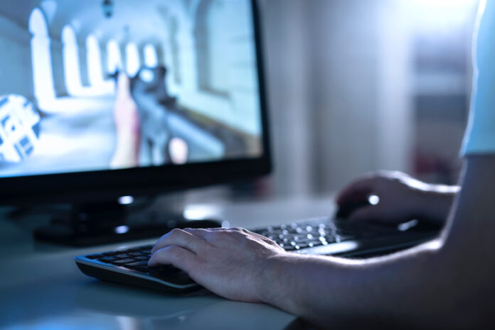 dreamstime_s_144078351 How to Jiggle Peek Like a Pro