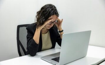 Burnout vs. Balance: Why Alcohol Often Masks (and Worsens) Workplace Stress