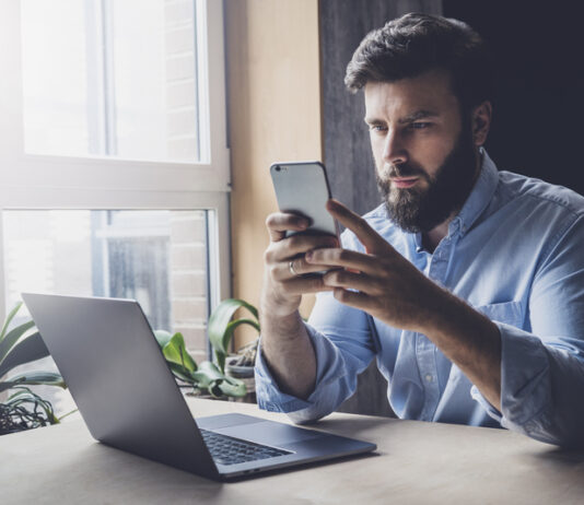 Side Hustles and Digital Downtime: How Home-Based Entrepreneurs Balance Work and Play Online Side Hustles and Digital Downtime