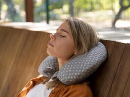 pillow-for-neck- and- shoulder-pain