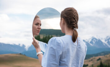 Who Do You See First Kaplan? Meaning, Psychology & Personality Insights who- do- you- see- first -kaplan