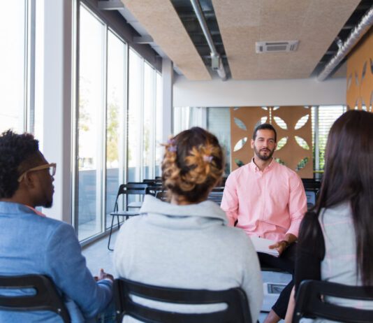 narrative techniques turn corporate courses