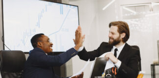 Wingstop News: How the Chain’s Performance Is Impacting Stock Market Futures and Investor Sentiment wingstop-survey