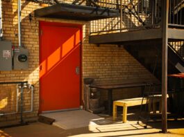 Choosing Professional Fire Door Installers