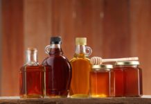How Small Glass Syrup Bottles Help Businesses