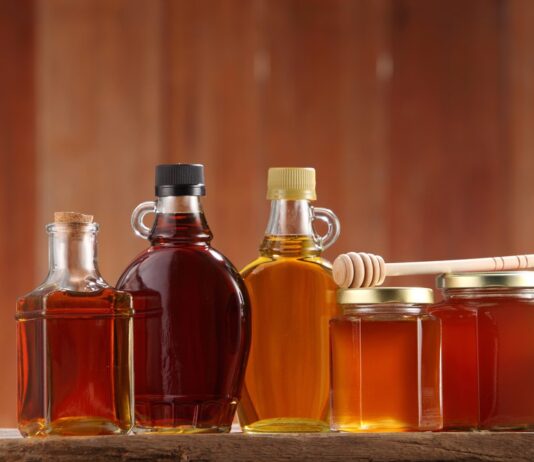 How Small Glass Syrup Bottles Help Businesses