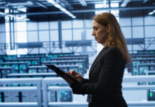 Why Data Warehouse Services Optimized for Delivery Fail Three Years Later Data Warehouse Services Optimized for Delivery Fail