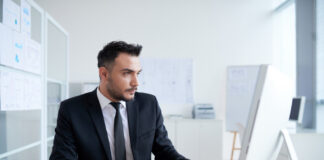 salesforce-chief- operating-office